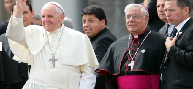 Papa Francisco: Dios está escondido en las cosas pequeñas, en la debilidad de la vejez…